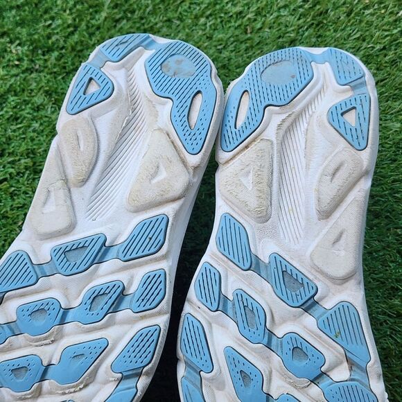 HOKA CLIFTON 9 - Womens Athletic Shoes - SIZE 8.5B - See All Pictures- - Picture 9 of 11
